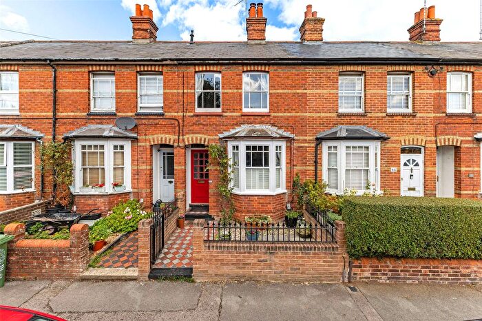 3 Bedroom Detached House For Sale In Lower Brook Street, Basingstoke, RG21
