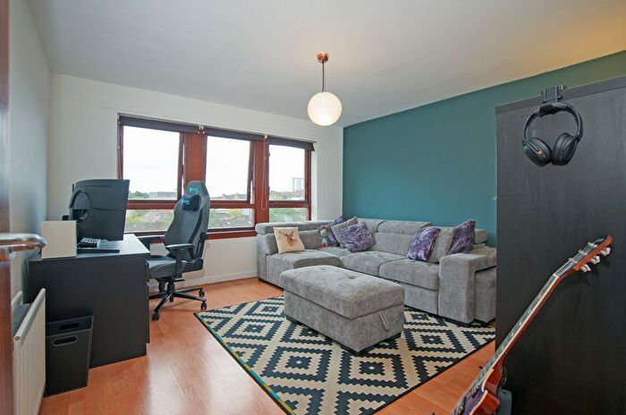 1 Bedroom Flat For Sale In Rosevale Street, Glasgow, G11