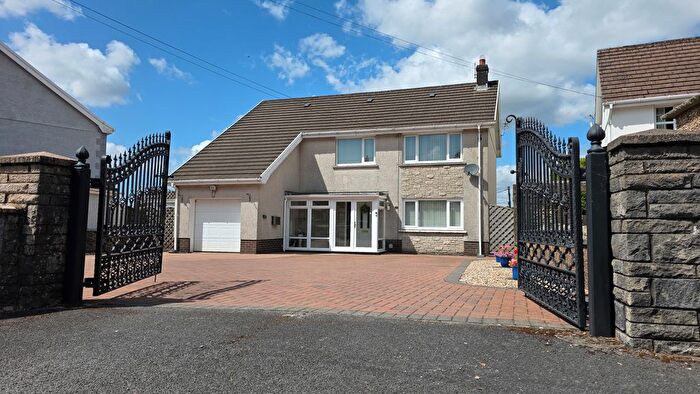 4 Bedroom Detached House For Sale In Caecerrig Road, Swansea, SA4