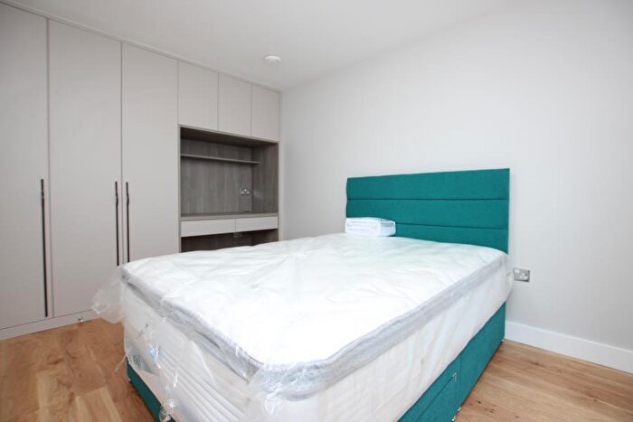 5 Bedroom Terraced House To Rent In Over Drive - Charlton Hayes, BS34