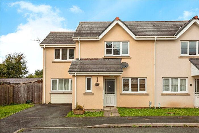 4 Bedroom Semi-Detached House For Sale In Clos Llety Gwyn, Llanbadarn Fawr, Aberystwyth, Ceredigion, SY23