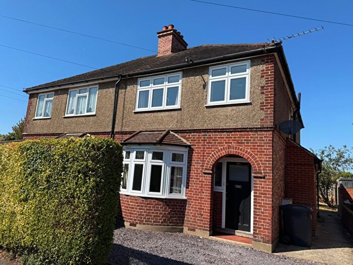 4 Bedroom Semi-detached House For Sale In Rusham Road, Egham, Surrey, TW20