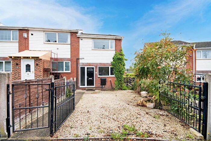 2 Bedroom End Of Terrace House For Sale In Strauss Crescent, Maltby, Rotherham, S66