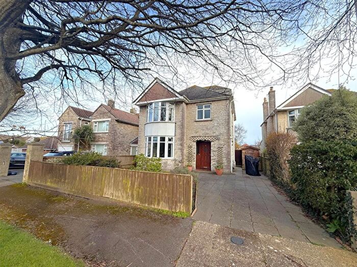 4 Bedroom Detached House For Sale In Stirling Road, Redlands, DT3