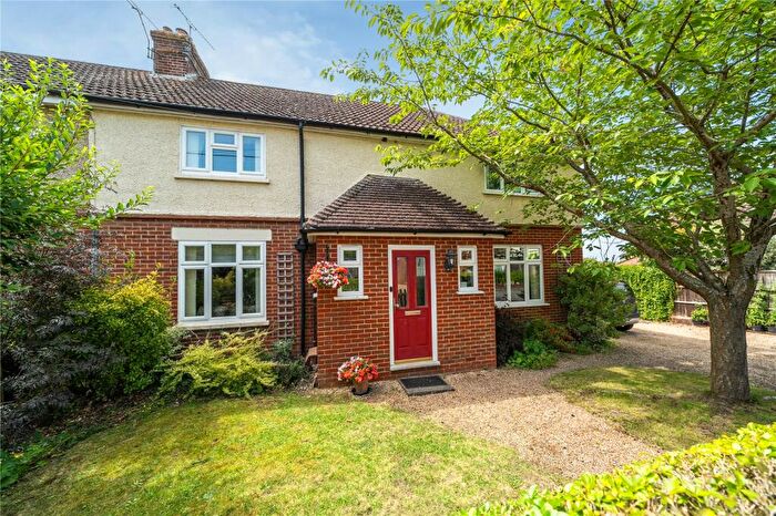 4 Bedroom Semi-Detached House For Sale In Crownfields, Odiham, Hampshire, RG29