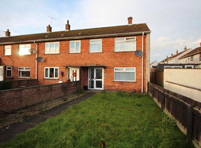 3 Bedroom End Of Terrace House For Sale In Hawthorn Avenue, Carrickfergus, BT38