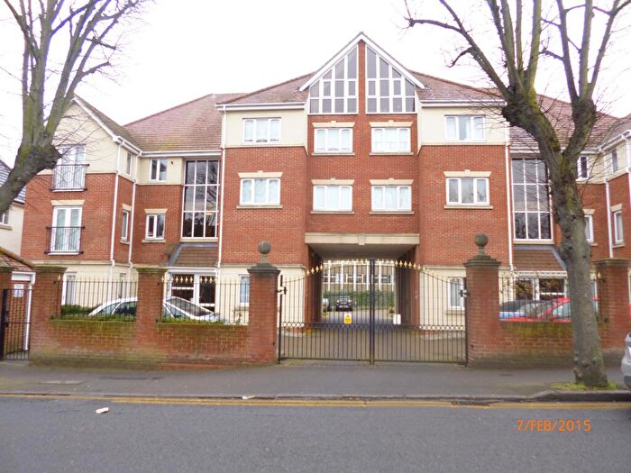 2 Bedroom Flat To Rent In Chartwell Place, Junction Road, Romford, RM1