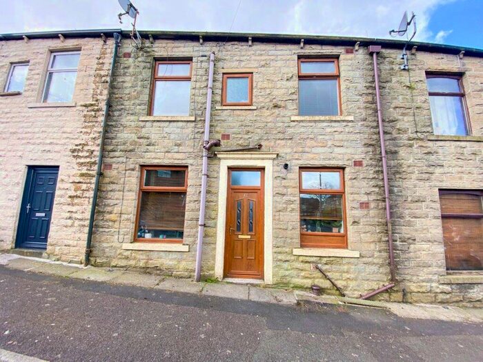 2 Bedroom Terraced House To Rent In Cutler Lane, Bacup, OL13