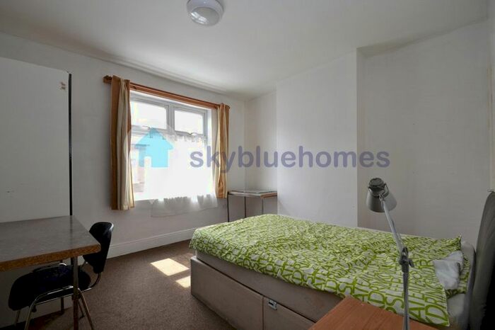 4 Bedroom Terraced House To Rent In Jarrom Street, Leicester, LE2