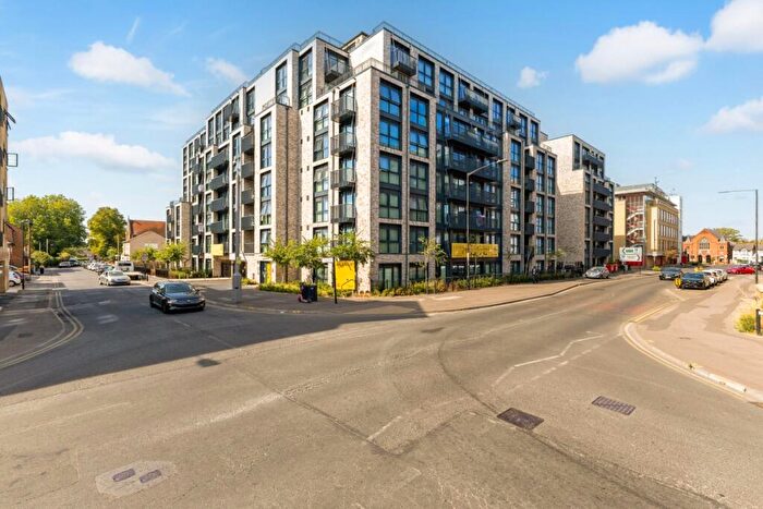 2 Bedroom Apartment To Rent In Herschel Street Slough, SL1