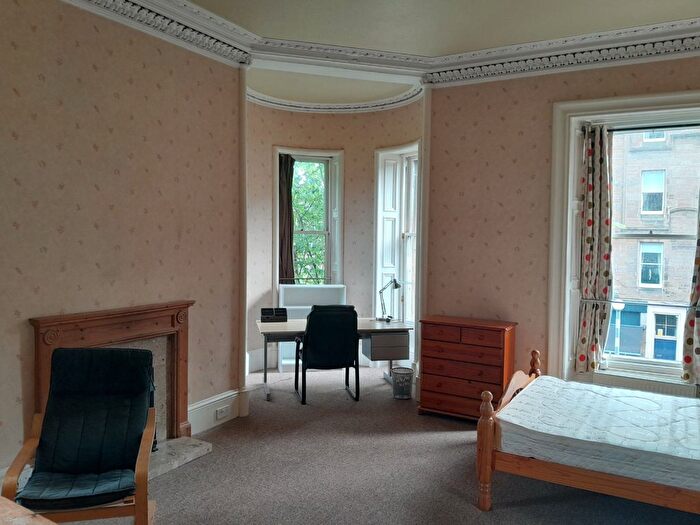 4 Bedroom Flat To Rent In Marchmont Road, Marchmont, Edinburgh, EH9