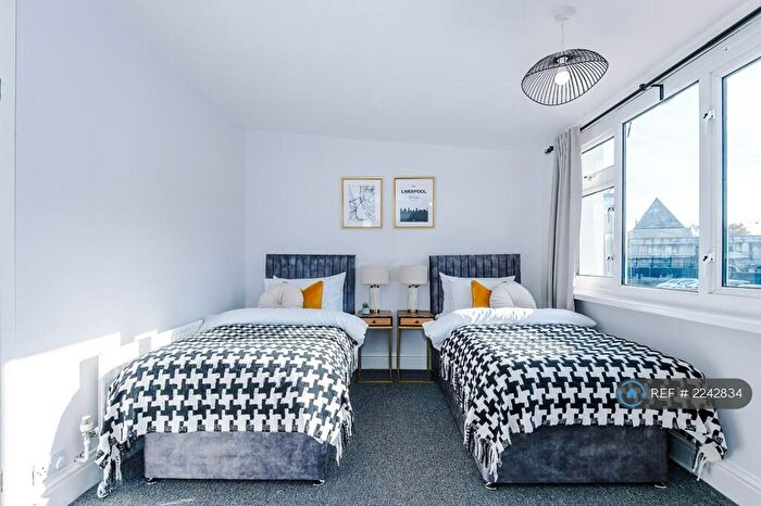 3 Bedroom Semi-Detached House To Rent In Newton Way, Liverpool, L3