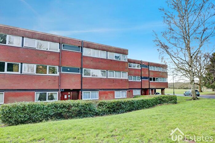2 Bedroom Flat For Sale In Cleaver Gardens, Weddington, Nuneaton, CV10