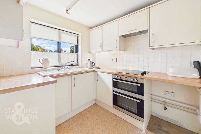 2 Bedroom Property For Sale In Parkside Court, Diss, IP22