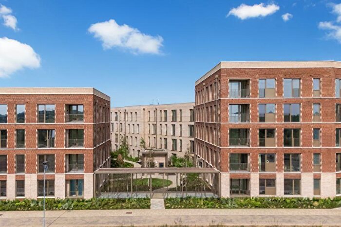 2 Bedroom Apartment For Sale In Eddington Avenue, Cambridge, CB3