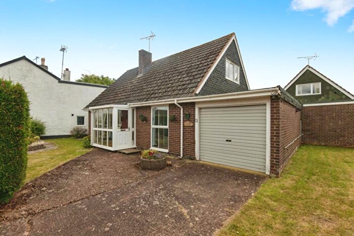 3 Bedroom Bungalow For Sale In Chestnut Crescent, Stoke Canon, Exeter, EX5