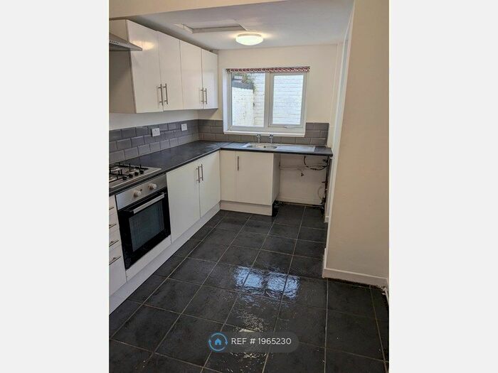 4 Bedroom Terraced House To Rent In Birkenhead Road, Wallasey, CH44