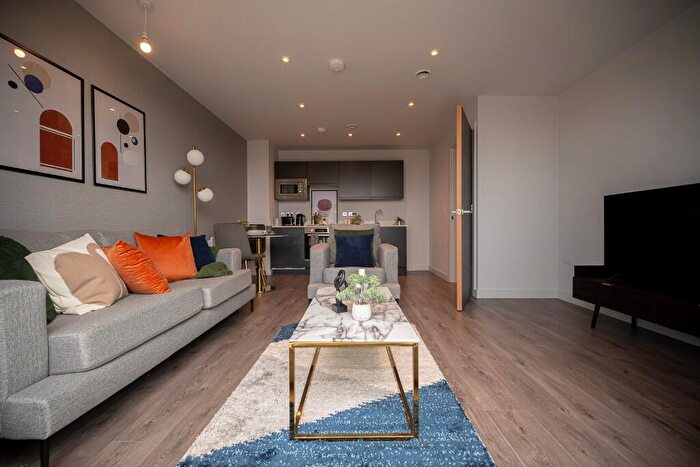1 Bedroom Apartment For Sale In Merchants Wharf, Manchester, M5