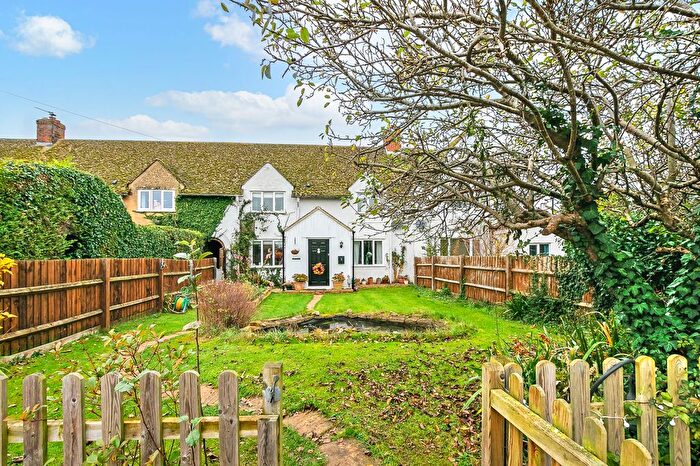 3 Bedroom Terraced House For Sale In Ray View, Charlton On Otmoor, OX5