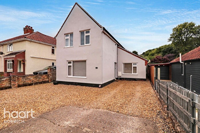 4 Bedroom Detached House For Sale In Sutherland Avenue, Norwich, NR6