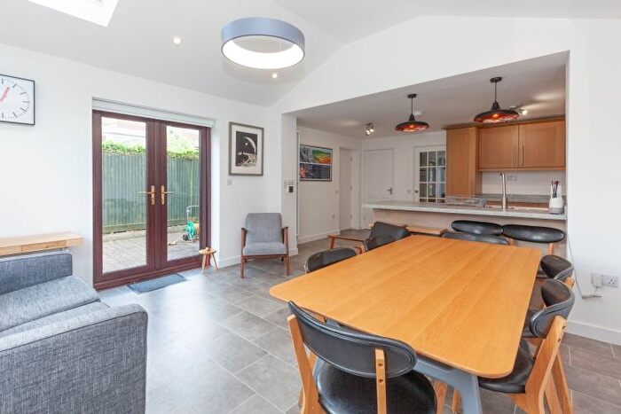 3 Bedroom Detached House To Rent In Hart Close, Abingdon, OX14