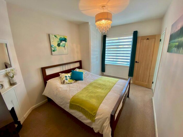2 Bedroom Semi-Detached Bungalow For Sale In Quarry Lane, Nuneaton, CV11