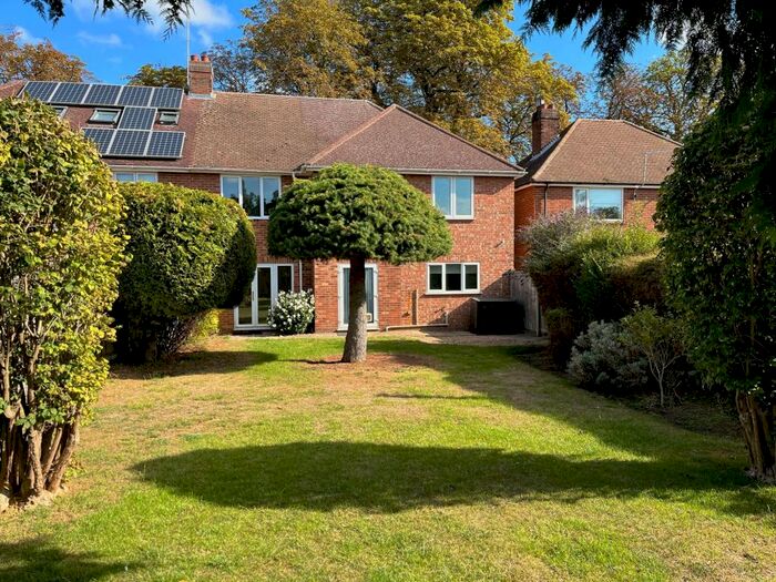 4 Bedroom House To Rent In Newmarket Road, Bury St Edmunds, IP33