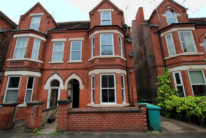 1 Bedroom Apartment To Rent In Hope Drive, The Park, NG7