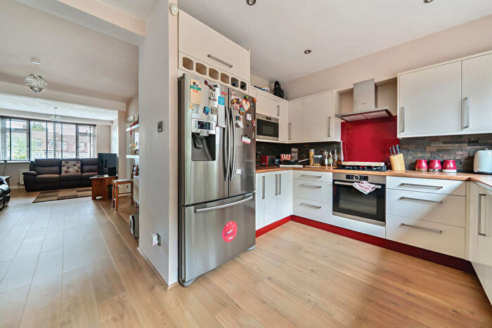 3 Bedroom Terraced House For Sale In Hillcrest Road, Bromley, BR1