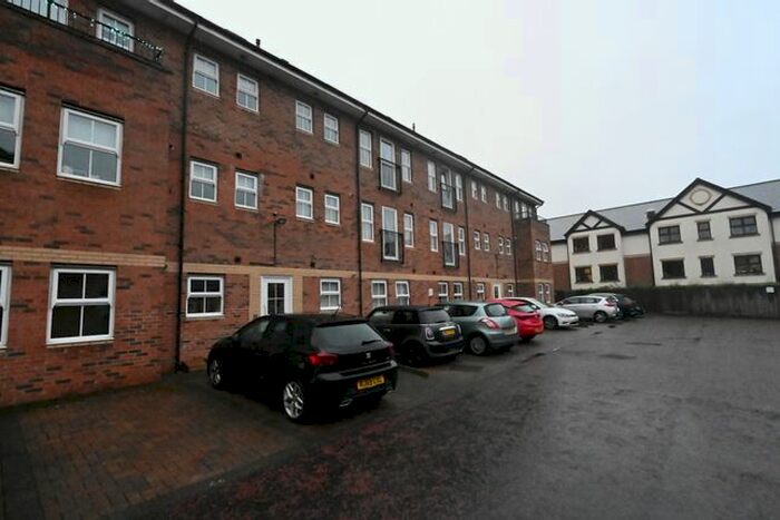 2 Bedroom Flat To Rent In Sandringham Court, Chester Le Street, DH3
