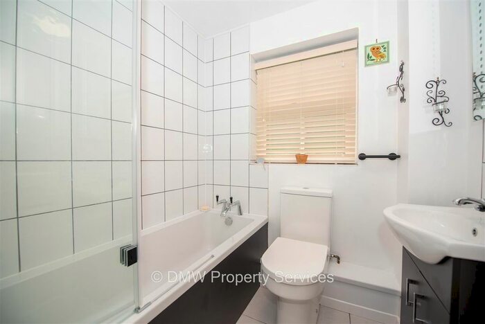 2 Bedroom End Of Terrace House To Rent In Astley Drive, Mapperley, Nottingham, NG3