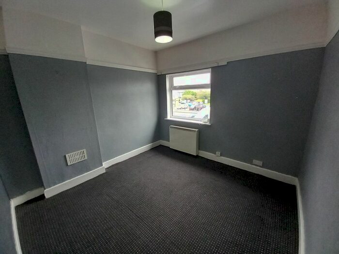 1 Bedroom Flat To Rent In Hollyfield Road South, Sutton Coldfield, B76