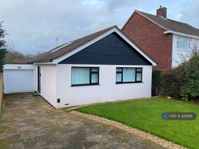 2 Bedroom Bungalow To Rent In Green Farm Close, Orpington, BR6