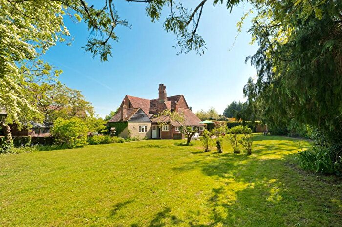 5 Bedroom Detached House For Sale In Jacobs Well Road, Jacobs Well, Guildford, Surrey, GU4