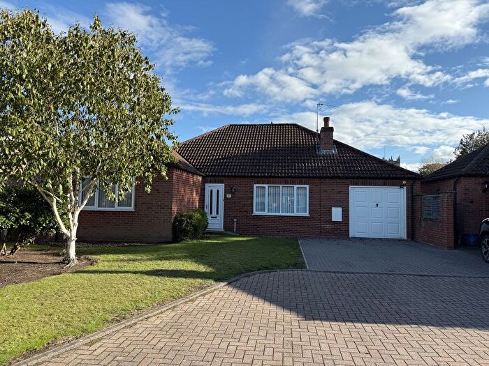 3 Bedroom Detached Bungalow For Sale In Crossfield Close, York, YO43