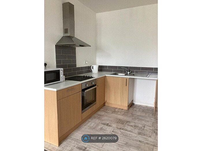 1 Bedroom Flat To Rent In Ty Naba, Clydach, Swansea, SA6