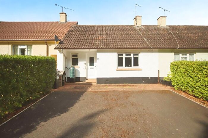 1 Bedroom Terraced Bungalow For Sale In Shortlands Road, Cullompton, EX15