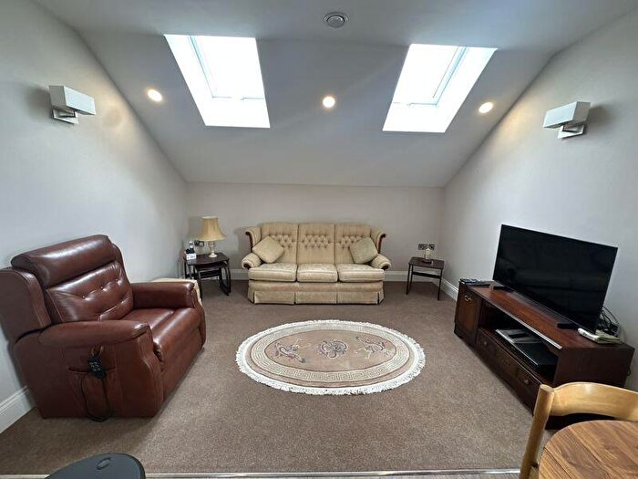 2 Bedroom Flat To Rent In Apt, Stocks Hall, Hall Lane, Mawdesley, L40