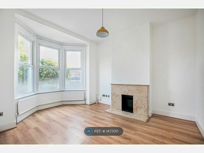 3 Bedroom Terraced House To Rent In Chingford Road, London, E17