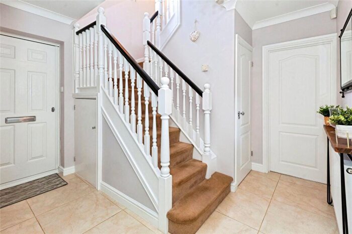 4 Bedroom Detached House For Sale In Cannock Close, Maidenhead, Berkshire, SL6
