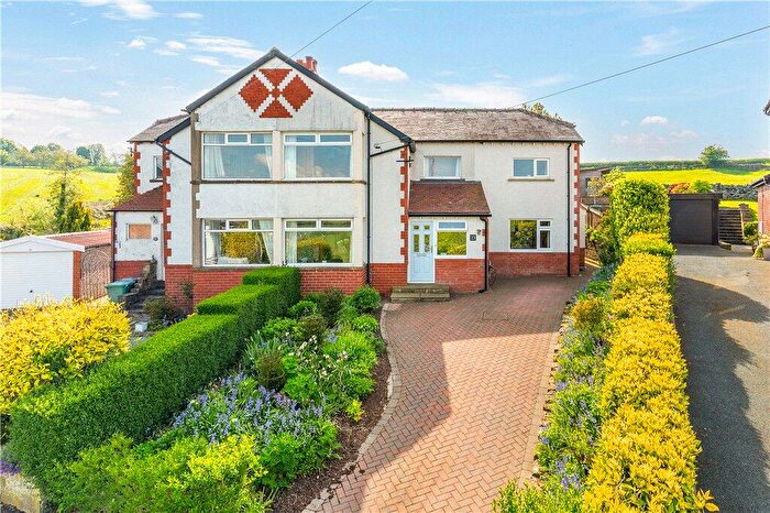 4 Bedroom Semi-Detached House For Sale In Viewlands Rise, Menston, West Yorkshire, LS29