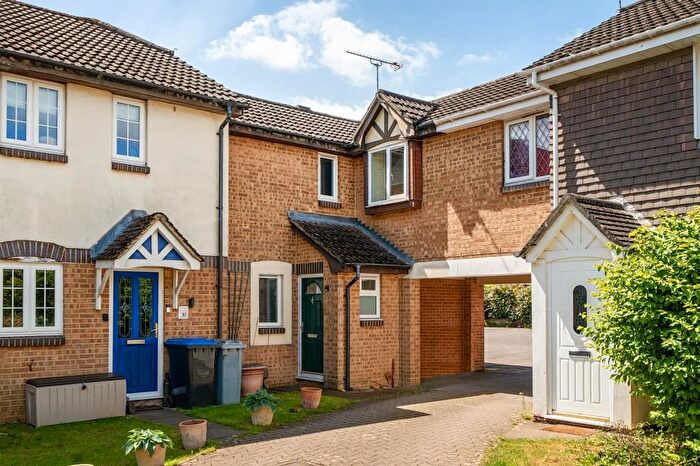 3 Bedroom Terraced House For Sale In Carterton, Oxfordshire, OX18