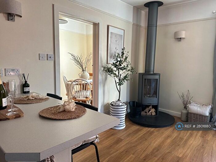 2 Bedroom Maisonette To Rent In Stableyard Cottages, Didlington, IP26