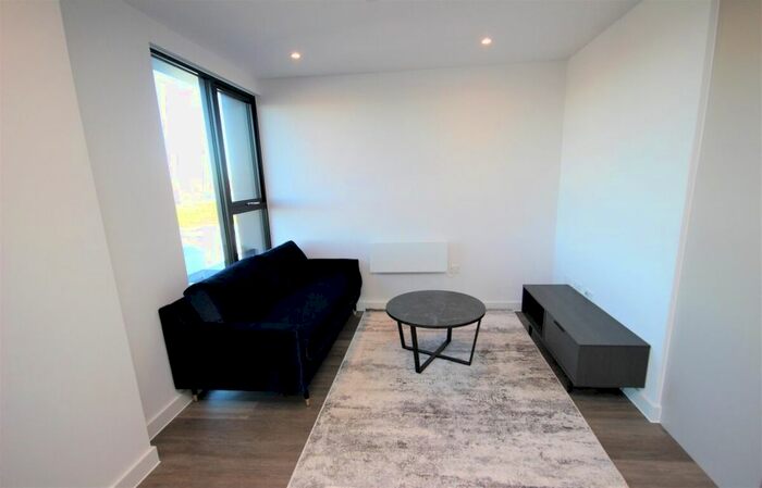 1 Bedroom Flat To Rent In Broadway, Salford, M50