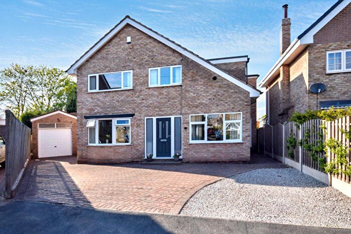 5 Bedroom Detached House For Sale In Springhill Avenue, Crofton, Wakefield, West Yorkshire, WF4