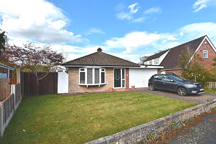 3 Bedroom Detached Bungalow For Sale In Woodlands Drive, Goostrey, CW4