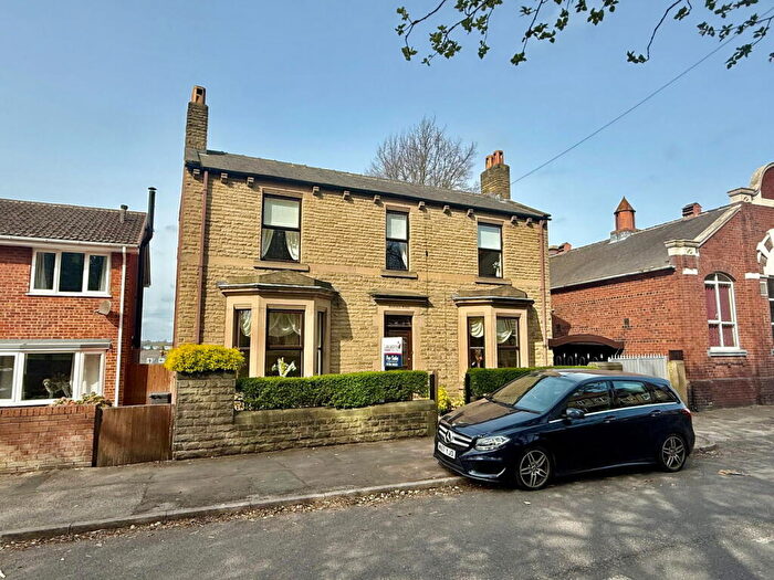 4 Bedroom Detached House For Sale In Highfield House, Cudworth, S72