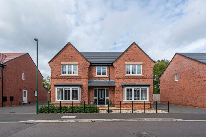 5 Bedroom Detached House To Rent In Pastures Drive, Tidbury Green, Solihull, B90