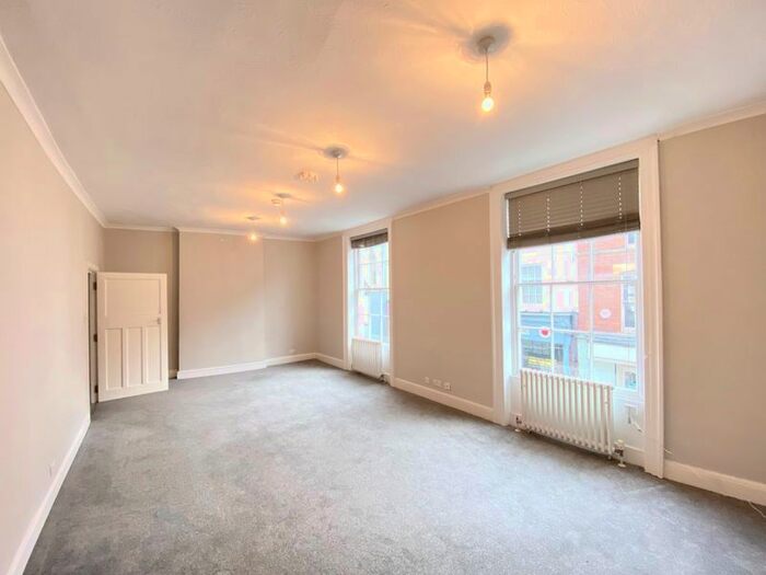 3 Bedroom Flat To Rent In Monnow Street, Monmouth, NP25