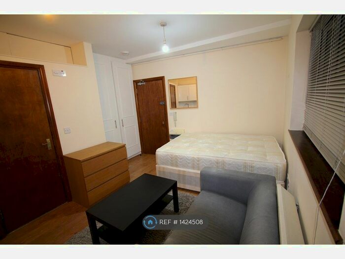 Studio To Rent In Allcroft Road, London, NW5